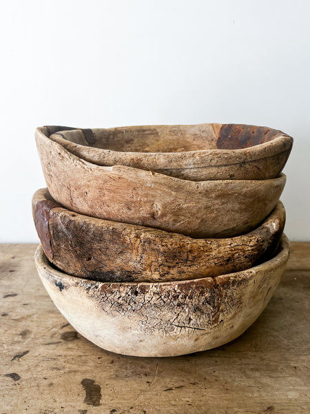 8+ Old Wooden Bowls